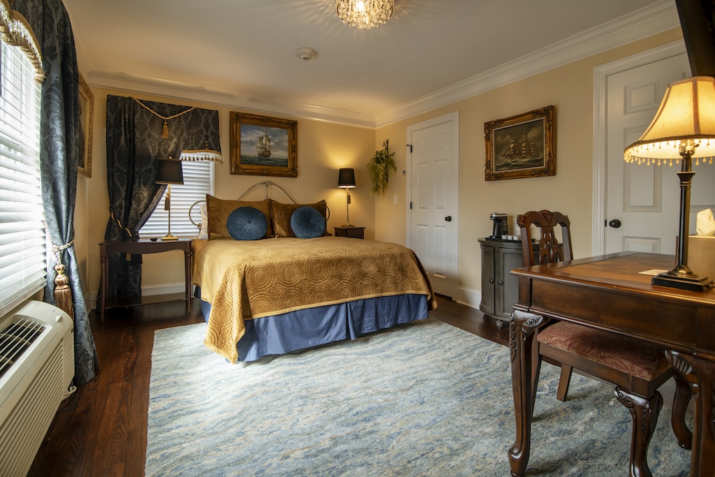 A beautiful guest room at our Boutique Hotel in Nashville